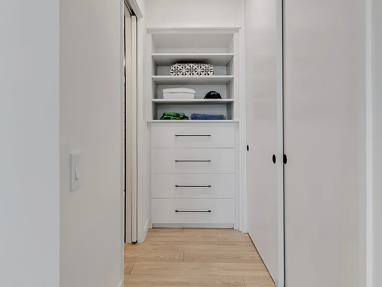 2201 3rd Ave #2206 — Photo 17