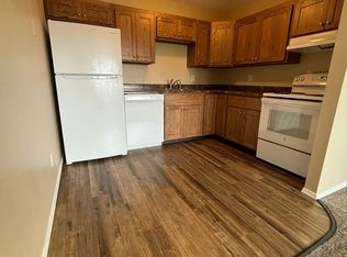 1621 Carriage Hill Dr APT 6, Waterloo, IA 50701