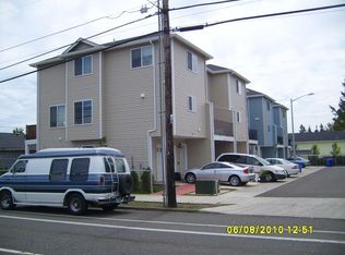 13448 SE Division St, Portland, OR 97236