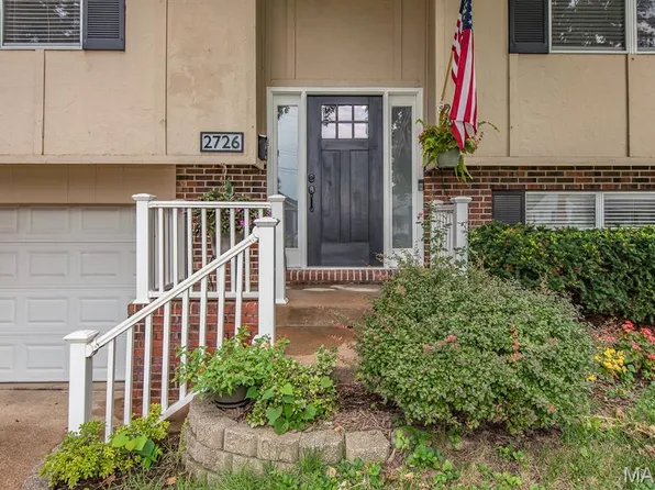 2726 Bremerton Rd, Saint Louis, MO 63144