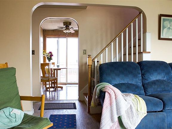 5th image of 39 Briarhurst Dr