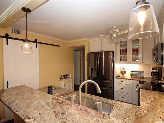 4th image of 1515 Forrest Nelson Blvd #L