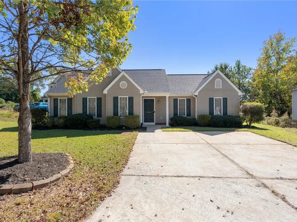 276 Springfield Cir, Easley, SC 29642