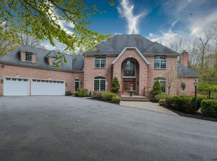 42 Ruggles Rd, Saratoga Springs, NY 12866