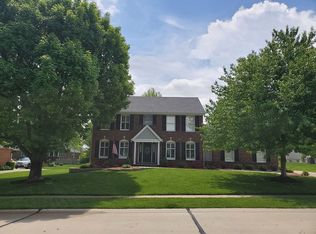 42 Huntington Pkwy, Saint Charles, MO