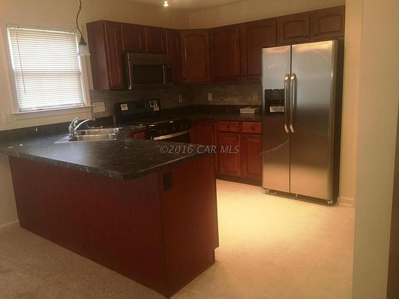 2nd image of 705 Marquis Ave