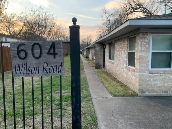 604 Wilson Rd #8, Humble, TX 77338