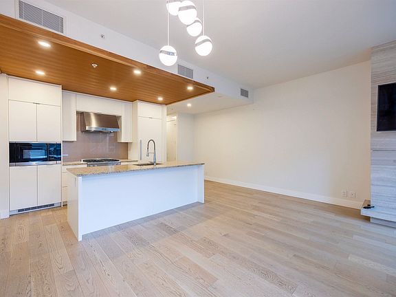 3rd image of 6687 Nelson Ave #406