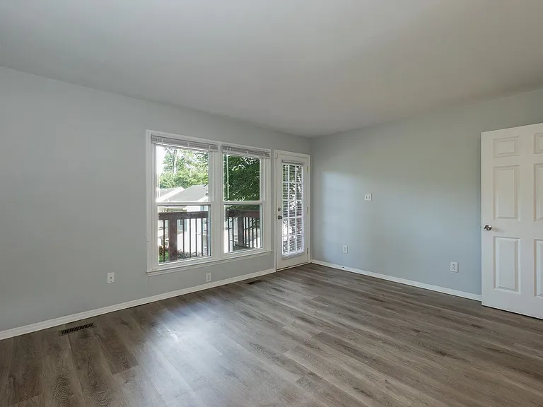 15 Astor Ct — Photo 15