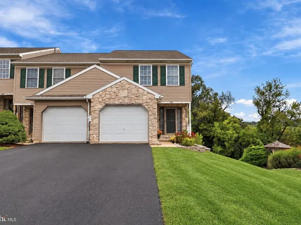 343 Oak Ridge Dr, Mountville, PA 17554