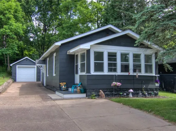 2718 South Slope Terrace, Eau Claire, WI 54703