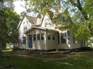 1015 T Ave, Nevada, IA 50201