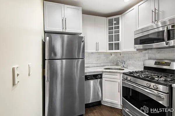 Sold by Brown Harris Stevens | media 21