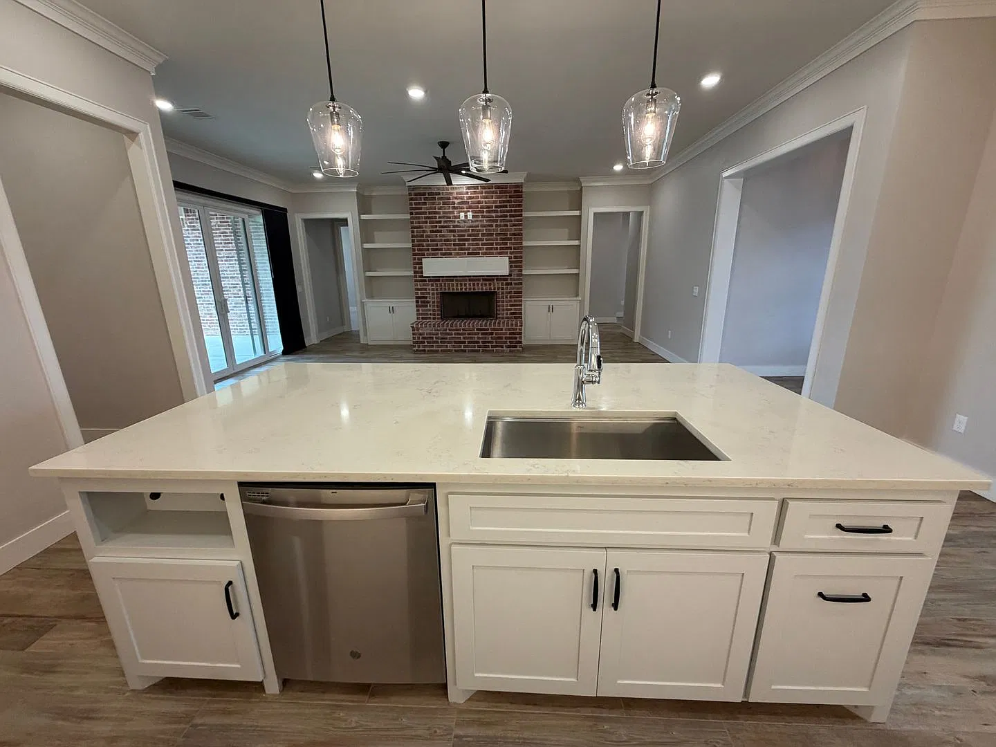 Nice upscale home with great floorplan! — Photo 4