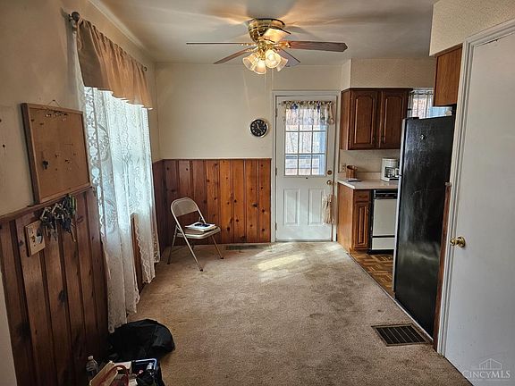 3rd image of 6500 Sherman Ave