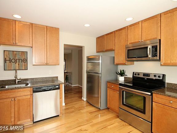 2nd image of 5896 Parenham Way