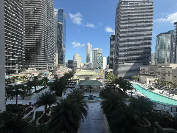 999 SW 1st Ave, Miami, FL