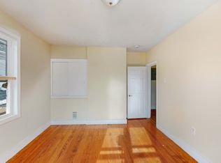59 Armandine St #4, Dorchester Center, MA 02124