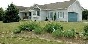 1st image of 7 Arnell Dr