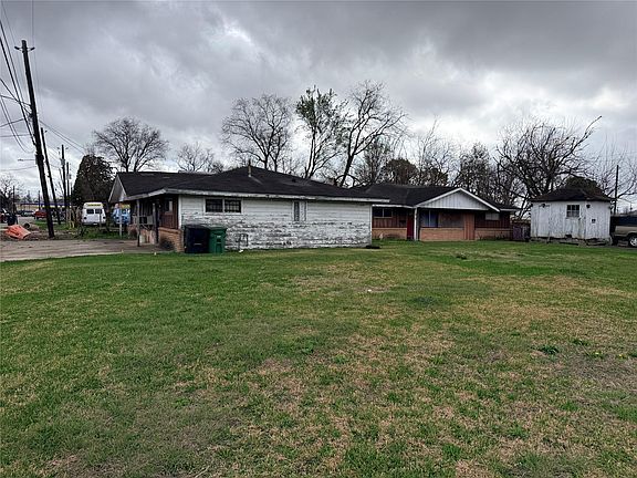 3rd image of 3804 Goodhope St