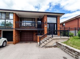 288 Hullmar Dr, Toronto, ON M3N 2G1