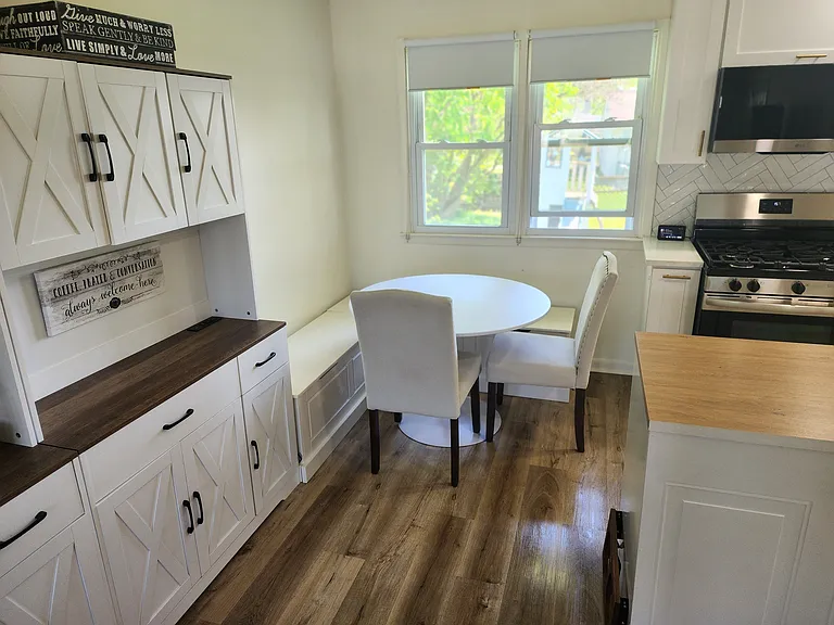1318 Kenwood Rd — Photo 4