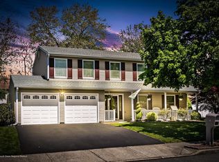 30 Snowdrift Ln, Howell, NJ 07731