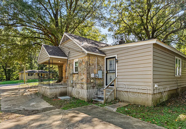 1678 Alta Vista Ave — Photo 19