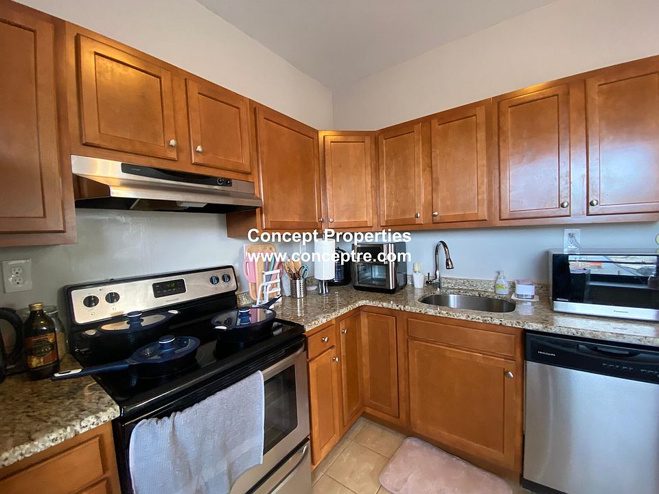1st image of 9 Sewall Ave #314R