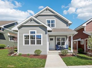 9914 Peach Leaf Ln, Middleton, WI 53562