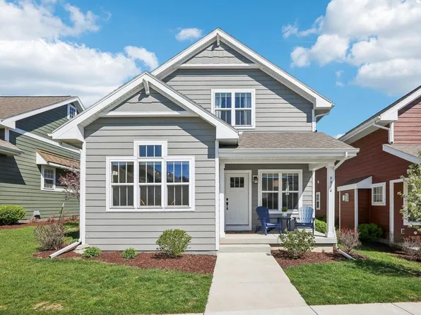 9914 Peach Leaf Lane, Middleton, WI 53562