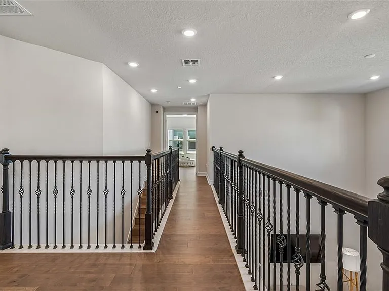 9070 Woodland Forest Rd — Photo 64