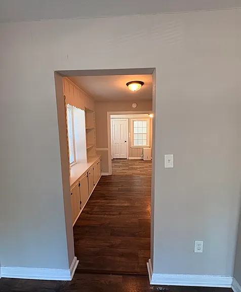 84 Madison Ln N — Photo 4