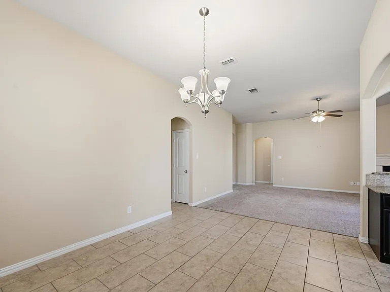 717 Jennie Marie Cir — Photo 12