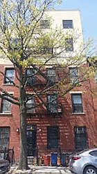 322 Bond Street in Carroll Gardens