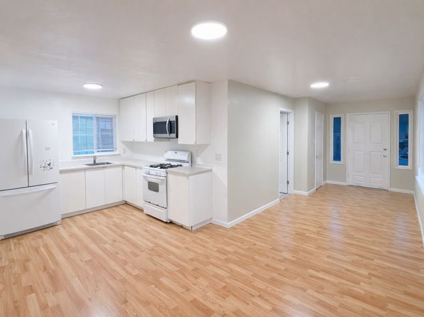 (undisclosed Address)