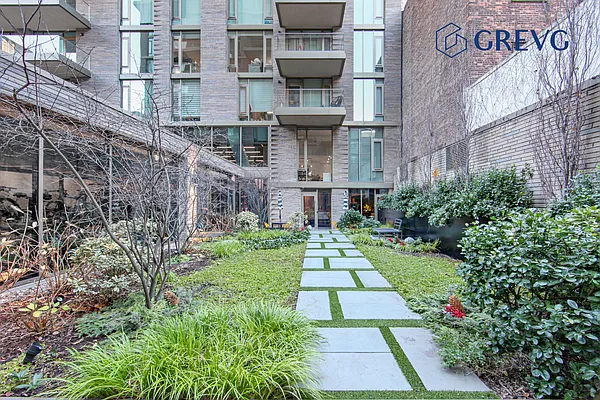 Rented by Global Real Estate Ventures Group LLC | media 20