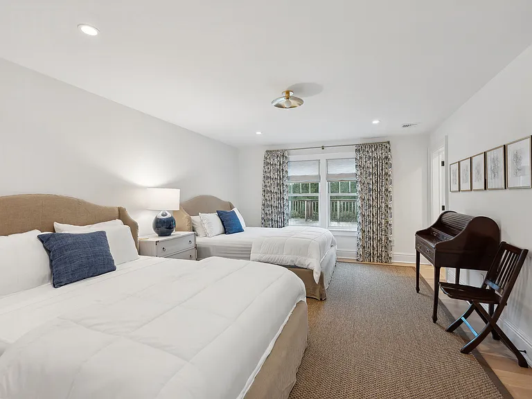 63 Chase Ct — Photo 21