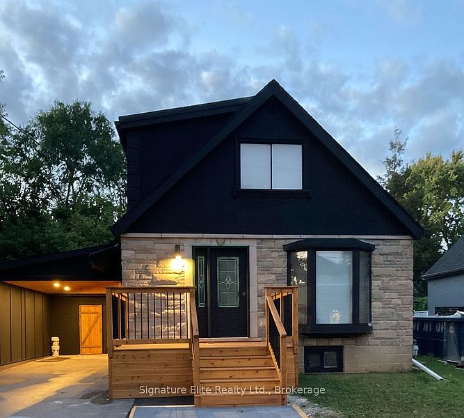 Toronto House for rent - 4 Bedrooms — photo 31