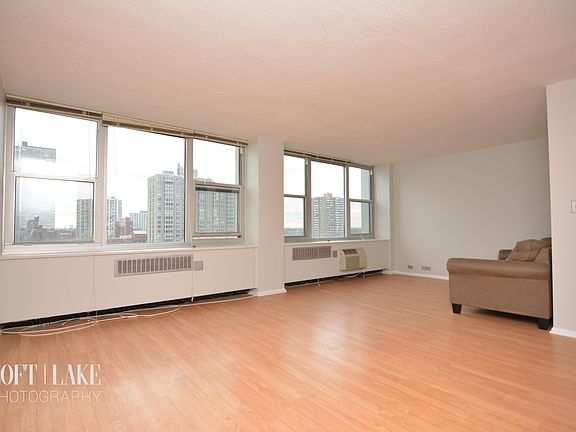 3rd image of 4250 N Marine Dr APT 1212