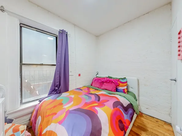 121 East 97th Street image 2 of 9