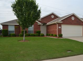 1311 Crest Glen Dr, Arlington, TX 76002