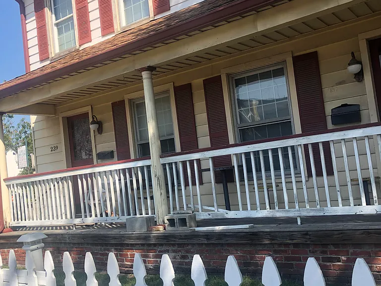 237 Fulton St #A — Photo 16