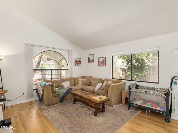 3rd image of 12550 N Wayfarer Way