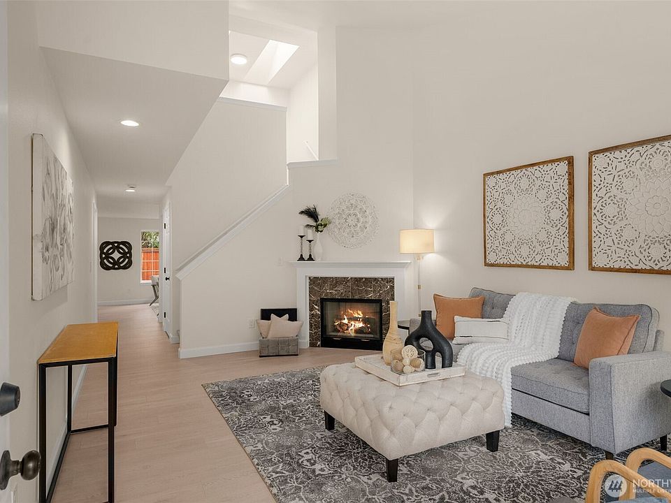 1st image of 26407 103rd Avenue SE