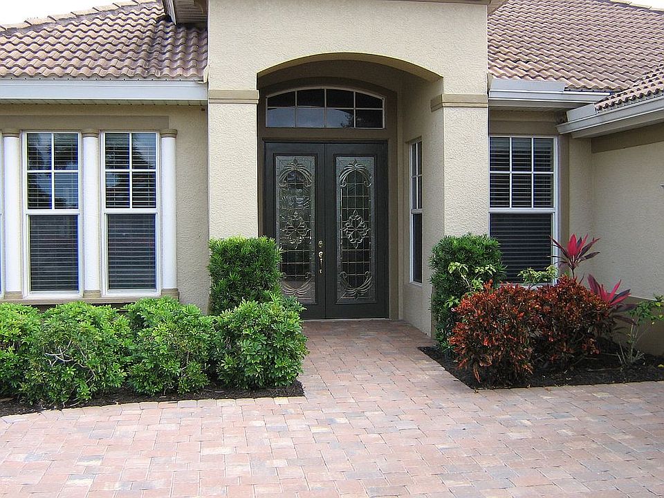 1st image of 114 Montelluna Dr