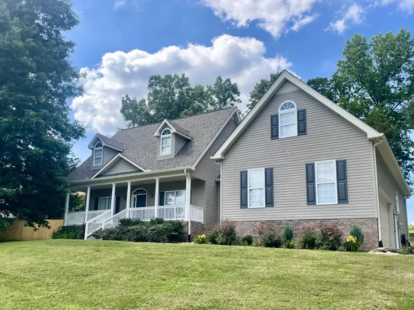 545 Red Fox Dr, Burns, TN 37029