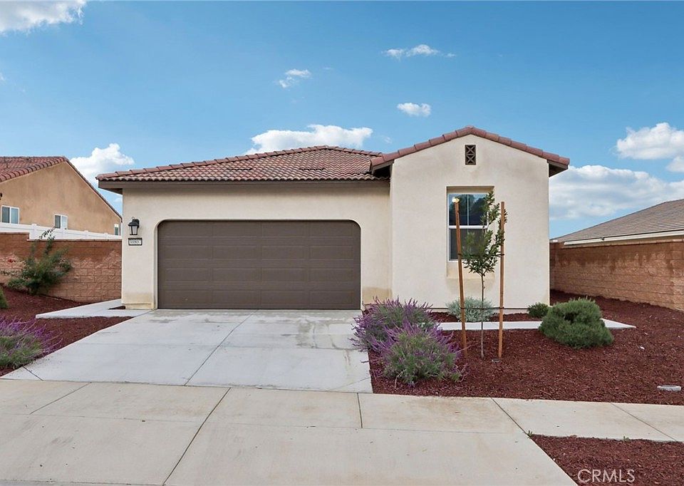 1st image of 30807 Pitch Pine Dr