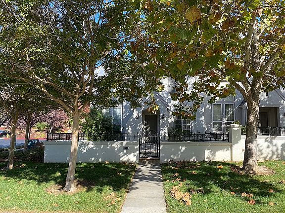2nd image of 3944 Mosher Dr