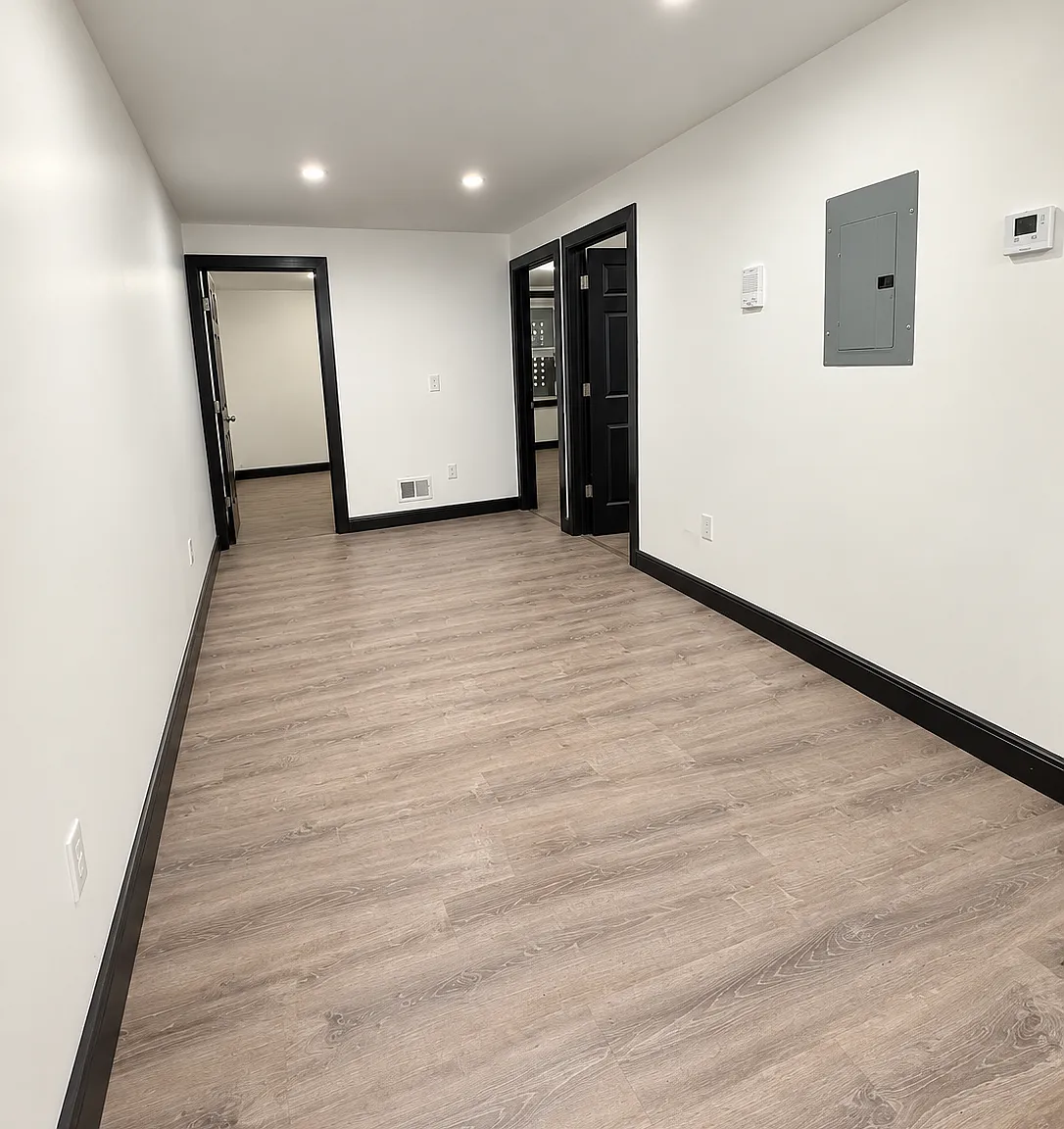 4 bed, $2,450 — Photo 4
